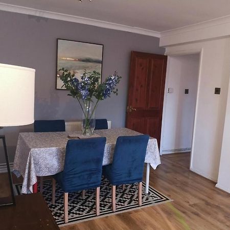 2 Bed Flat, Bounds Green, Piccadilly Line, London N11 외부 사진