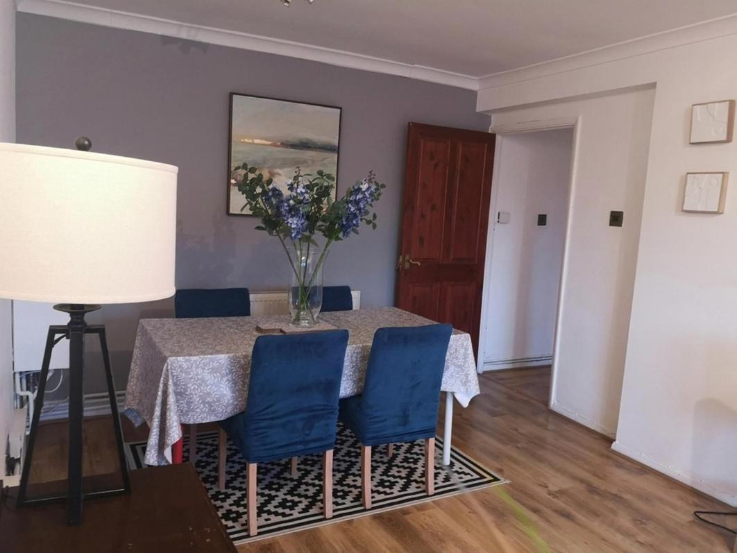 2 Bed Flat, Bounds Green, Piccadilly Line, London N11 외부 사진